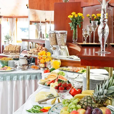 Vitalhotel Krainz Mit Nebenhaus Familien Oase Hotel 4*