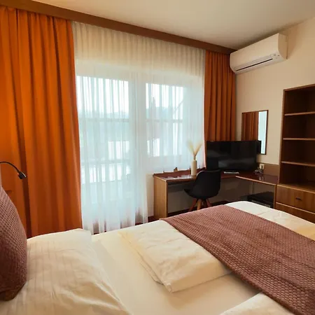 Vitalhotel Krainz 4* Loipersdorf bei Fuerstenfeld