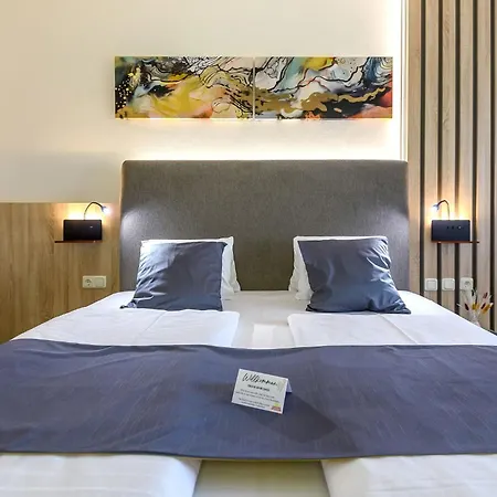 Vitalhotel Krainz Mit Nebenhaus Familien Oase Hotel Loipersdorf bei Fuerstenfeld