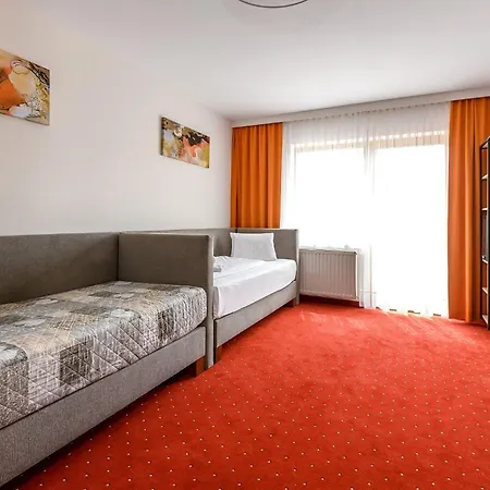 Vitalhotel Krainz Mit Nebenhaus Familien Oase