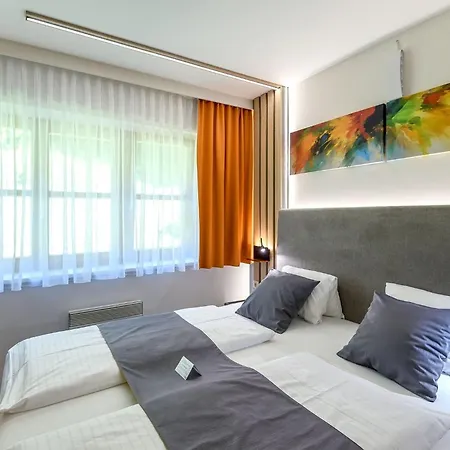 Vitalhotel Krainz Mit Nebenhaus Familien Oase 4*