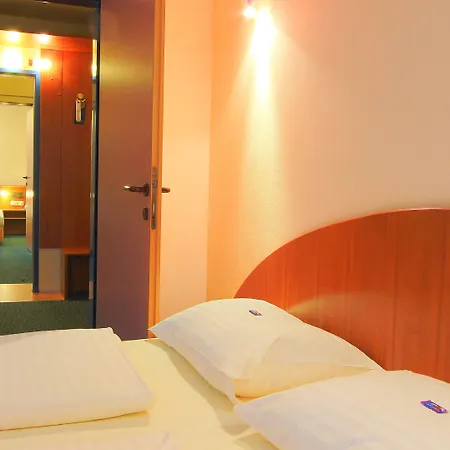 Vitalhotel Krainz Mit Nebenhaus Familien Oase 4*