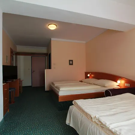 Vitalhotel Krainz Mit Nebenhaus Familien Oase Hotel