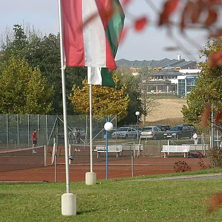 Vitalhotel Krainz Mit Nebenhaus Familien Oase Hotel 4*