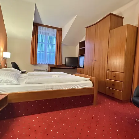 Vitalhotel Krainz Mit Nebenhaus Familien Oase 4*