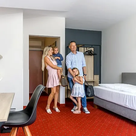 Vital Krainz Mit Nebenhaus Familien Отель Лойперсдорф-бай-Фюрстенфельд