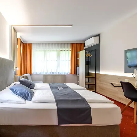 Vital Krainz Mit Nebenhaus Familien Hotel 4*