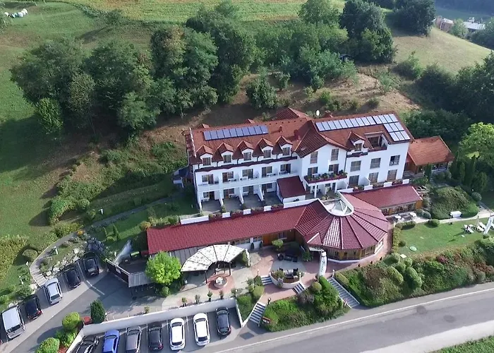 Hotel Vitalhotel Krainz Mit Nebenhaus Familien Oase 4*