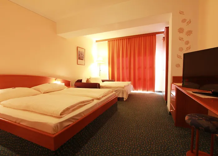 Vitalhotel Krainz Mit Nebenhaus Familien Oase Fürstenfeld