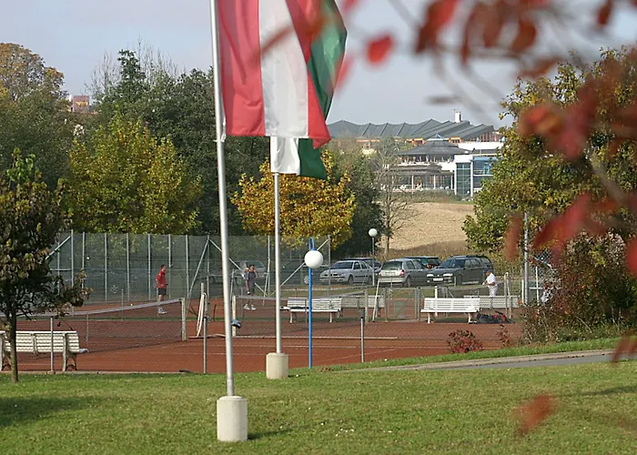 Vitalhotel Krainz Mit Nebenhaus Familien Oase فندق 4*