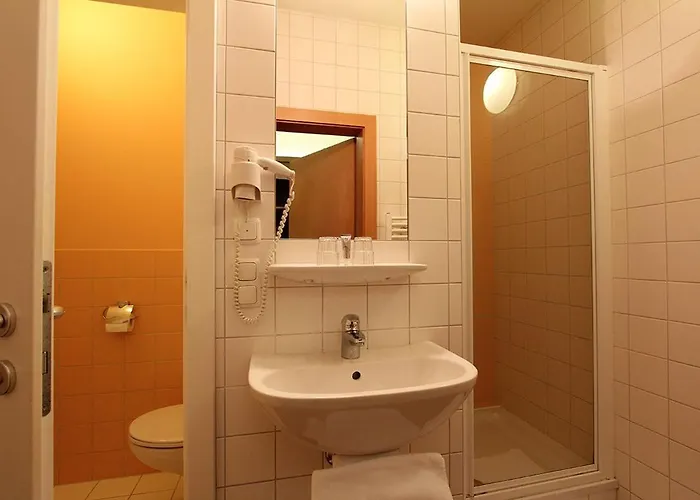 Vitalhotel Krainz Mit Nebenhaus Familien Oase لويبرسدورف باي فرس